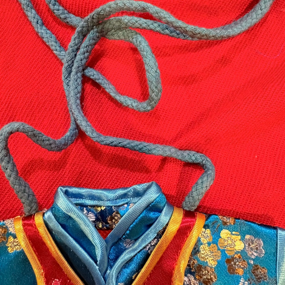 Never Use Colorful Chinese Satin Outfit CrossBag for Smaller Phone-3”x5.5” - Picture 3 of 5